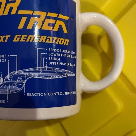 Star Trek The Next Generation USS Enterprise Pfaltzgraff 1994 Ceramic Mug - chip - Picture 3 of 9